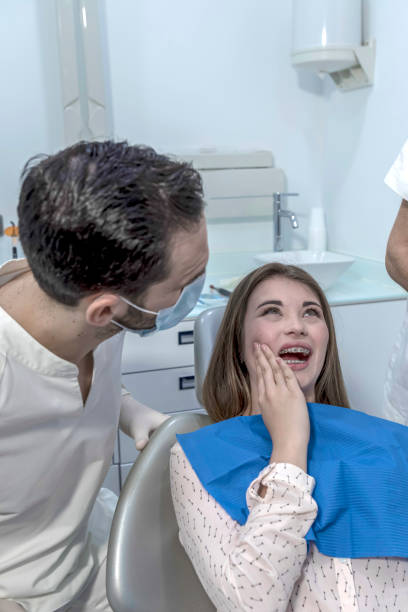 Best Dentist for Tooth Abscess  in Higginsville, MO